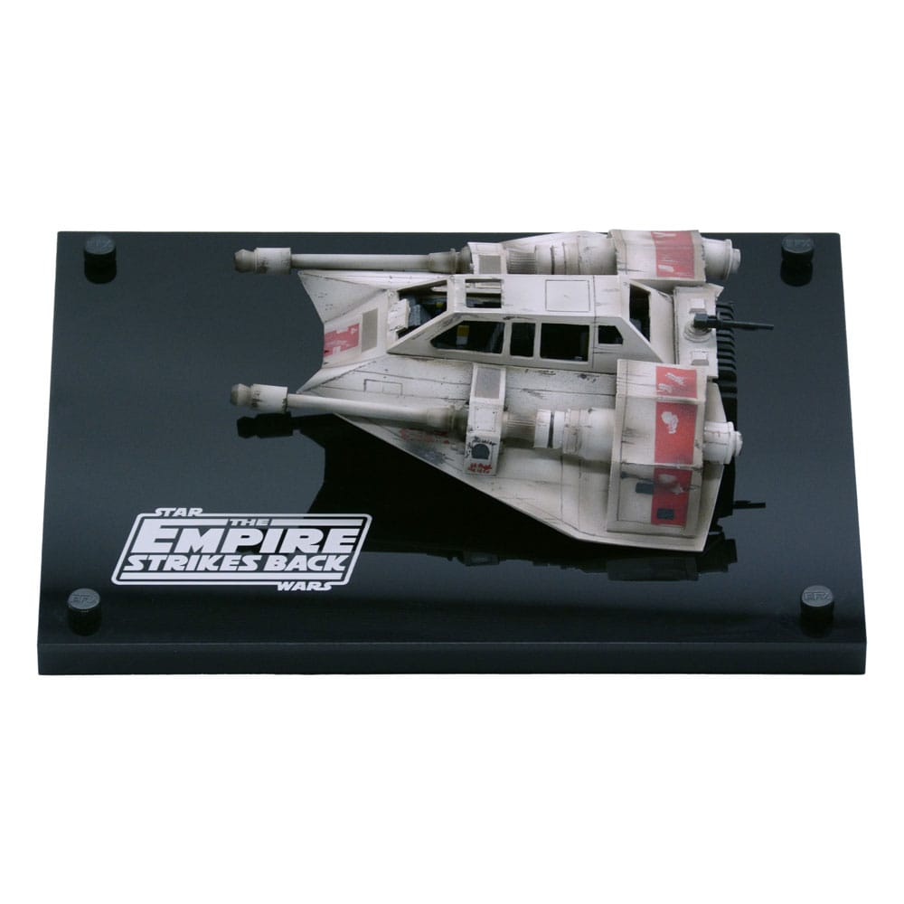 Star Wars Episode V Replik 1/1 Snowspeeder Crew Gift