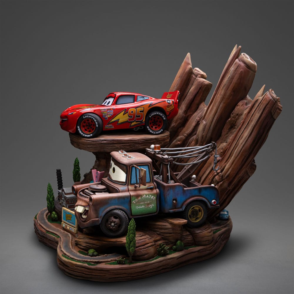 Cars Deluxe Art Scale Statue 1/10 Lightning Mcqueen & Hook 31 cm