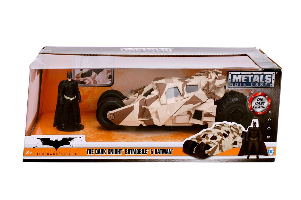 Batman The Dark Knight Diecast Modell 1/24 2008 Batmobile Camo mit Figur