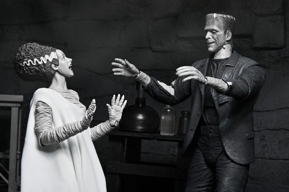 Universal Monsters Actionfigur Ultimate Frankenstein's Monster (Bride of Frankenstein) (B&W) 18 cm