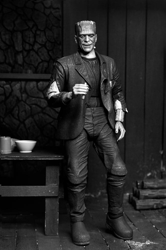 Universal Monsters Actionfigur Ultimate Frankenstein's Monster (Bride of Frankenstein) (B&W) 18 cm