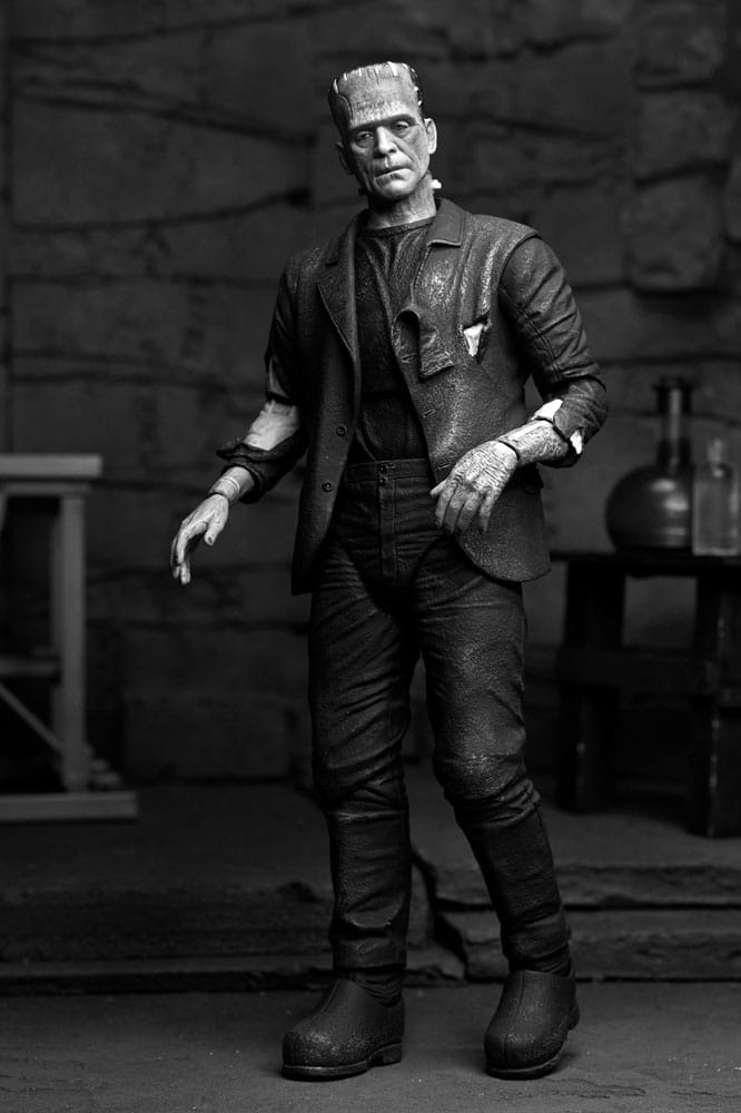 Universal Monsters Actionfigur Ultimate Frankenstein's Monster (Bride of Frankenstein) (B&W) 18 cm