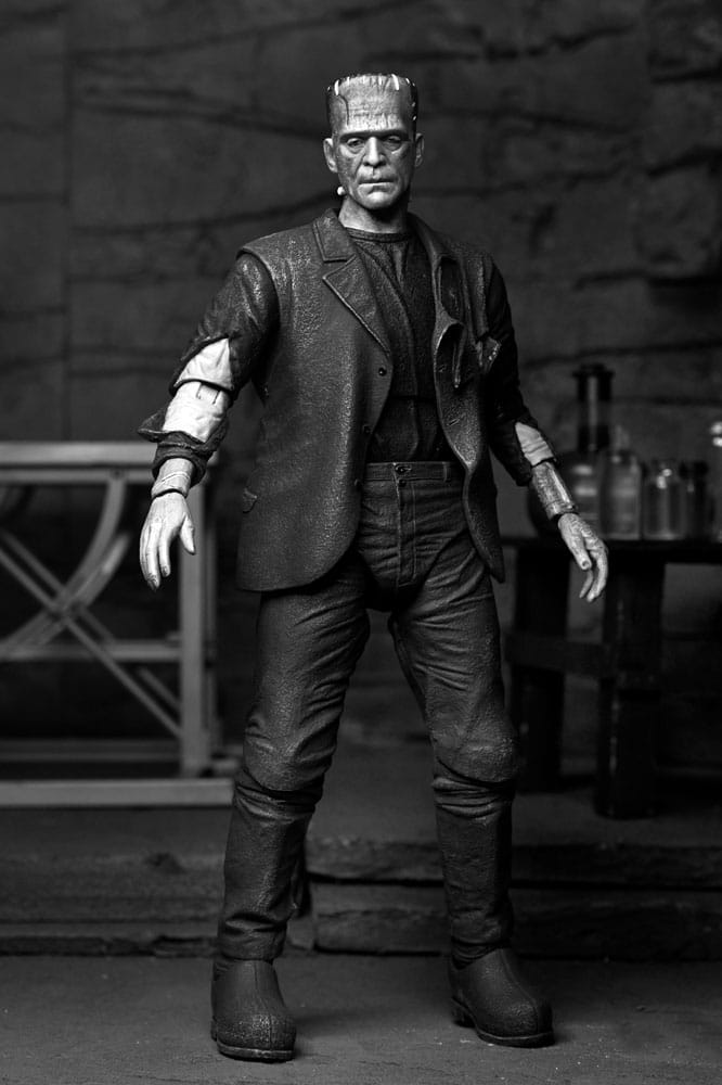 Universal Monsters Actionfigur Ultimate Frankenstein's Monster (Bride of Frankenstein) (B&W) 18 cm