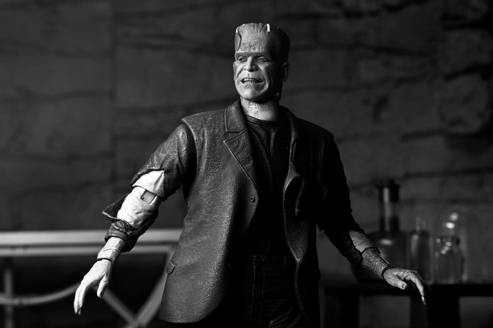 Universal Monsters Actionfigur Ultimate Frankenstein's Monster (Bride of Frankenstein) (B&W) 18 cm