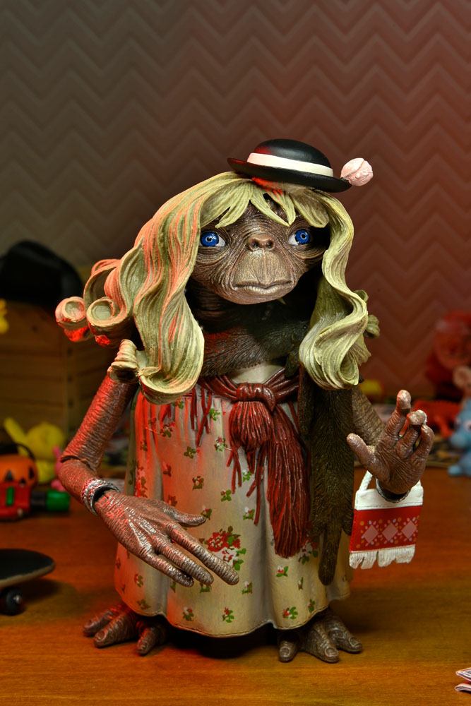 E.T. - Der Außerirdische Actionfigur Ultimate Dress-Up E.T. 11 cm