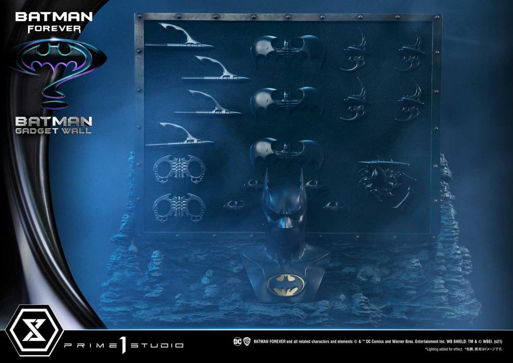 Batman Forever Museum Masterline Series Diorama 1/3 Batman Gadget Wall 49 cm