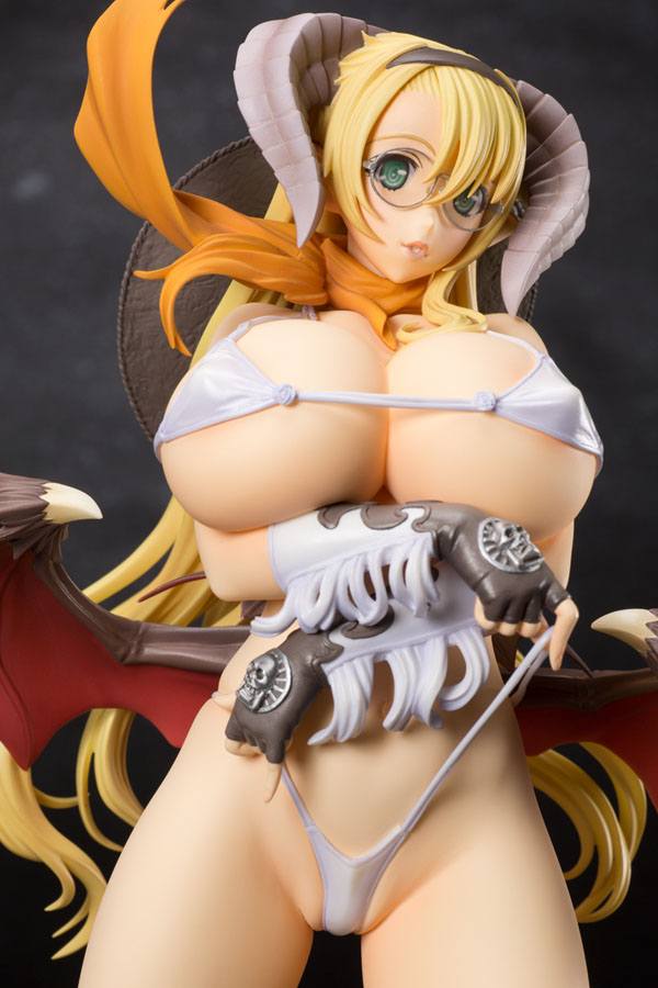 Seven Deadly Sins Statue 1/7 Mammon Western Swimwear Limited Version 26 cm